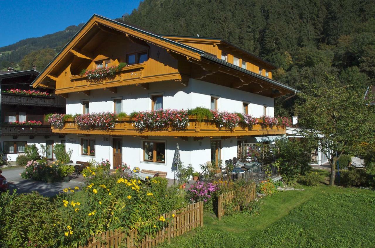 Gaestehaus Elisabeth Bed and Breakfast Mayrhofen Buitenkant foto